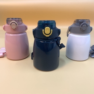 304不锈钢水壶900毫升大容量单色大肚水杯保温杯便携手提吸管杯