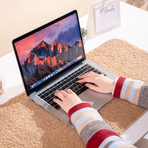 超大号加厚毛绒鼠标垫办公桌垫书桌垫冬季加绒垫保暖笔记本电脑垫