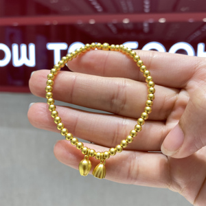 周大福传承两世欢黄金手链 古法莲蓬手串克减75计价新款f221393