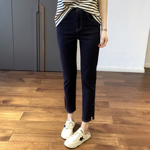 今年流行的裤子女九分