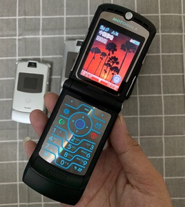 motorola/摩托罗拉v3经典超薄移动电信翻盖按键老人学生备用手机
