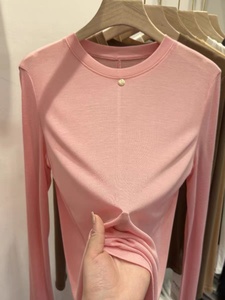 早春2024年新款粉色欧货上衣女长袖义乌内搭打底衫设计感小众T恤