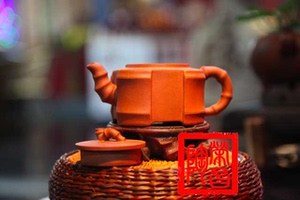 荣昌安陶茶壶