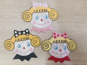 卷发女孩刺绣贴卷毛女孩布贴娃娃大头刺绣贴diy手作手工布贴