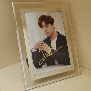 张敬轩周边亲笔签名照片生日礼物女生cd专辑演唱会海报明信片写真