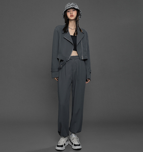 西服2021新款女秋季时尚套装网红款灰色短款休闲款西服装两件套