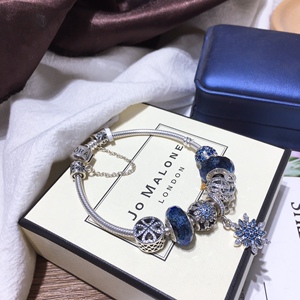 s925复古纯银吊雪花小潘潘手链