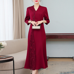 五一喜妈妈婆婆婚宴装订婚连衣裙女参加礼服结婚婚礼高端改良旗袍