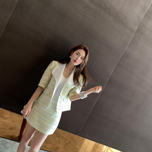 余潇潇2020秋冬新款稥风系列小个子很仙的两件套韩版套装