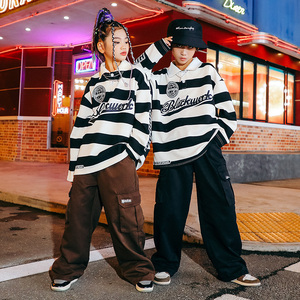 嘻哈套装黑白女街舞