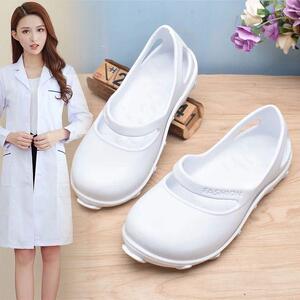 护士白色凉鞋