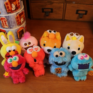 日单sesame street芝麻街 艾摩甜饼怪毛绒小公仔 挂件