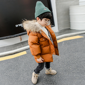 3岁男童羽绒服长款