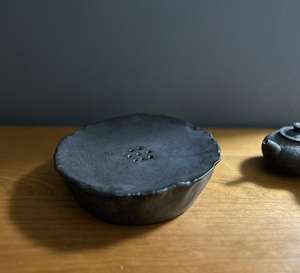 日本作家 安藤雅信 黑釉壶承 18cm*4.5cm