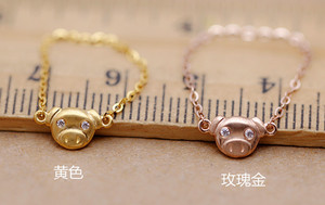 AU750 18K黄金玫瑰金镶嵌锆石幸运小猪 戒指 尾戒 指环