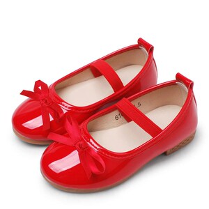 小红皮鞋儿童女公主