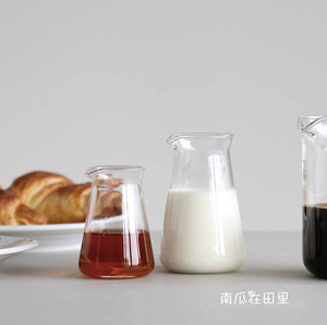 现货日本 HARIO玻璃量杯耐热玻璃量杯小型精确烧杯分料杯烘焙锥形