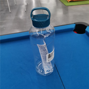 迪卡侬水杯塑料800ml大容量户外随手杯便携透明旅行运动水壶qumc