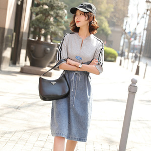 显皮肤白的衣服瘦子流行穿搭女遮腹连衣裙春秋中年款款瘦人搭配女