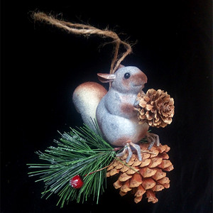 雪松仿真小松鼠挂件圣诞节家居景观装饰品礼物动物圆松针松鼠吊环