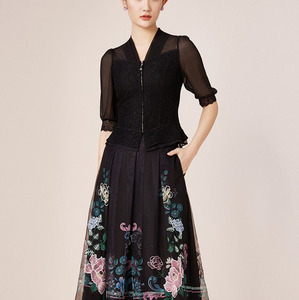 古色22女装夏季新品黑色通勤雪纺v领拉链短袖开衫上衣女11aw20404