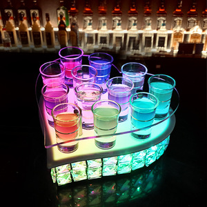 LED酒吧心形水晶子弹杯架创意亚克力充电发光酒架七彩鸡尾酒杯架