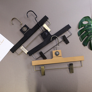 abs塑料高档专柜男装店裤夹子强力塑料防滑仿木纹裤夹