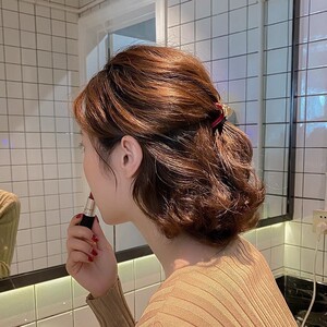 v形发夹女后脑勺半扎发短发烫发发卡2022年网红新款头饰v型抓夹子