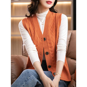 秋季针织开衫女短款外搭坎肩马甲背心妈妈装秋装简约百搭毛衣外套