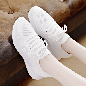 耐克小白鞋女牛筋底