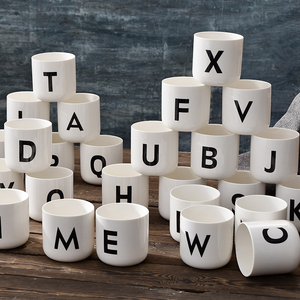 陶瓷英文字母水杯无手柄咖啡厅装饰简约姓氏创意马克杯ins风茶杯