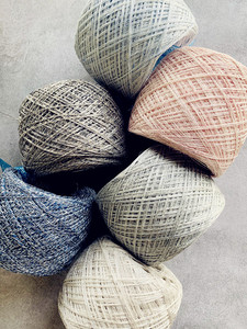 梧桐细雨编织 细支夹花效果手工编织纯亚麻线 毛线(标价为1两)