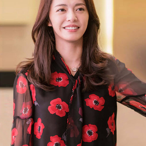 香港代购都挺好姚晨苏明玉明星同款春季新款花朵衬衣飘带衬衫上衣