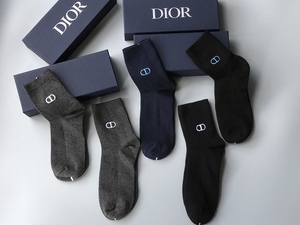 正品新款迪奥dior男士商务休闲袜字 秋冬季纯棉保暖防臭中长筒袜