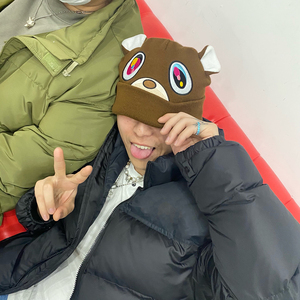 aone4sure kanye west dropout bear 辍学熊侃爷毛线针织帽耳朵