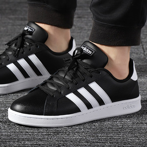 阿迪达斯夏季板鞋男