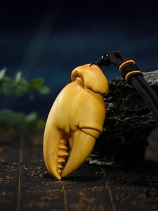 蟹钳手把件招财随身盘玩文玩雕刻手中有钱螃蟹钳子挂件实木手上钱