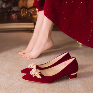 小众婚鞋新娘鞋2024年新款红色高跟鞋秀禾婚纱两穿结婚鞋敬酒鞋子
