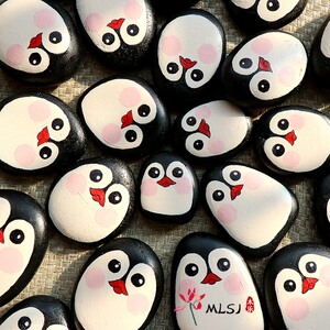 手绘石头画成品小企鹅卡通原创定制压书石镇纸压盆石礼品茶宠摆件