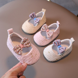 婴儿鞋子女宝宝软底学步布鞋春秋冬季1周岁公主鞋护脚6-8-12个月9