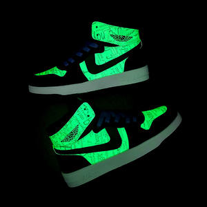 夜光男童鞋子皮面防水10板鞋中大童女童潮牌12岁男孩运动鞋高帮aj