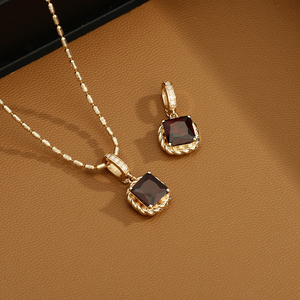 瑾妍|小糖块纯18k黄金方形石榴石吊坠女钻石黄水晶万能扣项链坠