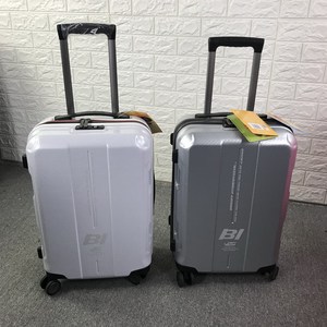 22寸行李箱日本