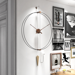 北欧简约墙上挂表客厅家用个性创意钟墙面装饰时尚金属西班牙挂钟
