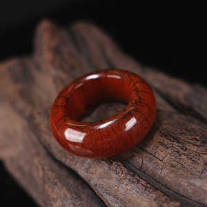 藏传精工打磨高抛油润包浆开片牦牛骨圈子挂环跑环吊坠配饰