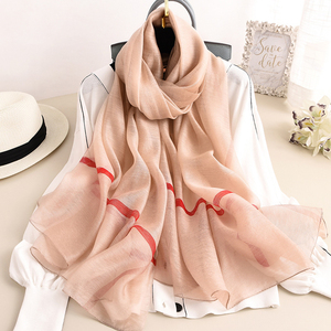 拼接丝巾长款秋冬-淘宝拼多多热销拼接丝巾长款秋冬货源拿货