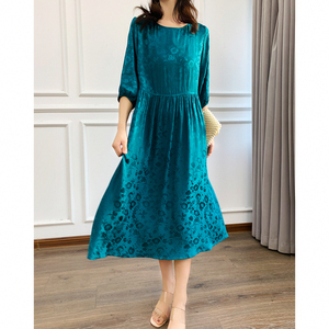 奢美~花罗提花 绸缎面 中国风 显白孔雀蓝宽松连衣裙h10fq221707