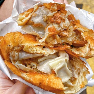 肖战推荐湖北武汉小吃美食过早赵师傅油饼包烧麦5个现做顺丰包邮