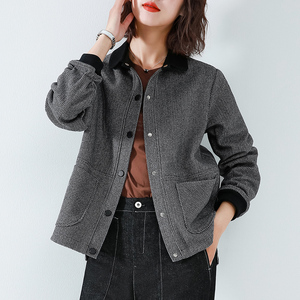 妈妈装夹克上衣春季新款大码宽松女外衣中老年春装开衫休闲短外套