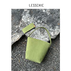 LESSCHIC 勒驰极简风小众高品质麂皮水桶包绿色春夏新款大容量